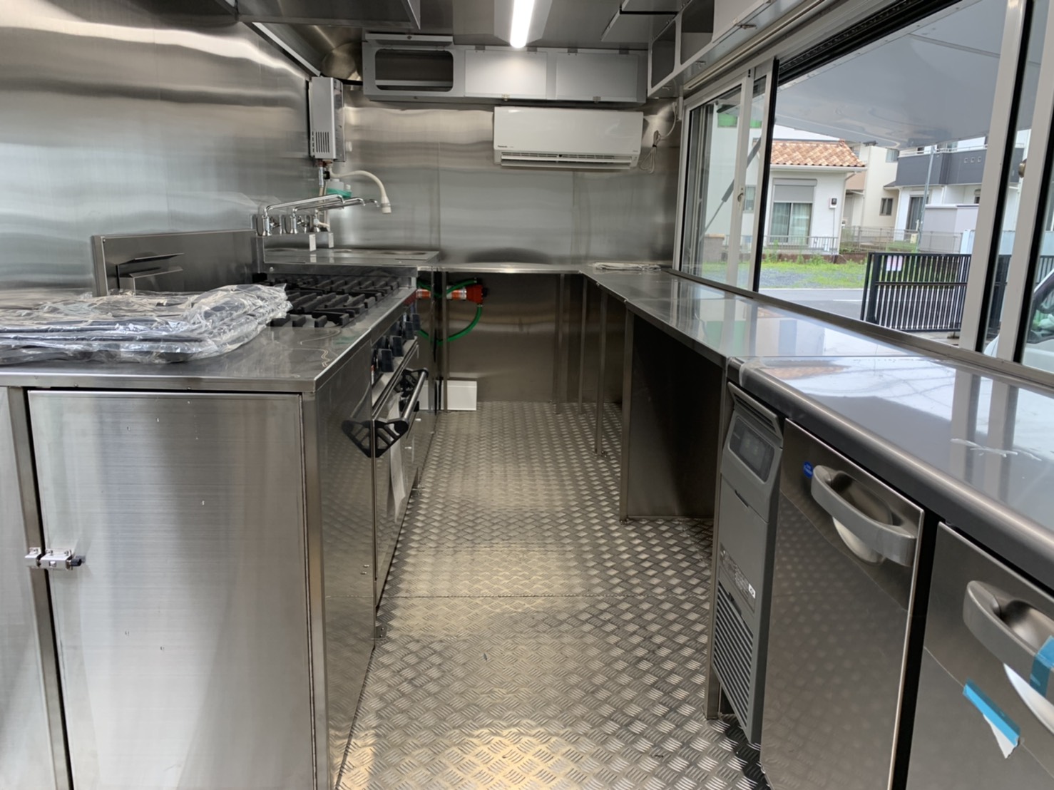 当社キッチンカー清掃の仕方 キッチンカー販売 買取 格安レンタルの ケイラボ